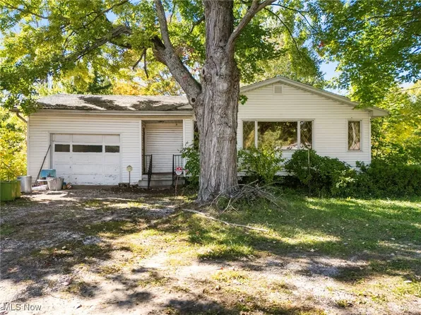 7503 Jefferson Rd, Ashtabula, OH 44004