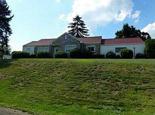 19 Ambler Ave, Jeannette, PA