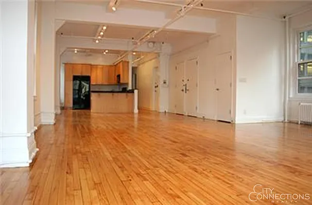 Rented by City Connections Realty | media 7