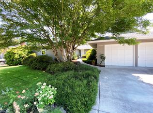 15039 NW Oakmont Loop, Beaverton, OR