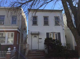 8841 75th St, Woodhaven, NY 11421