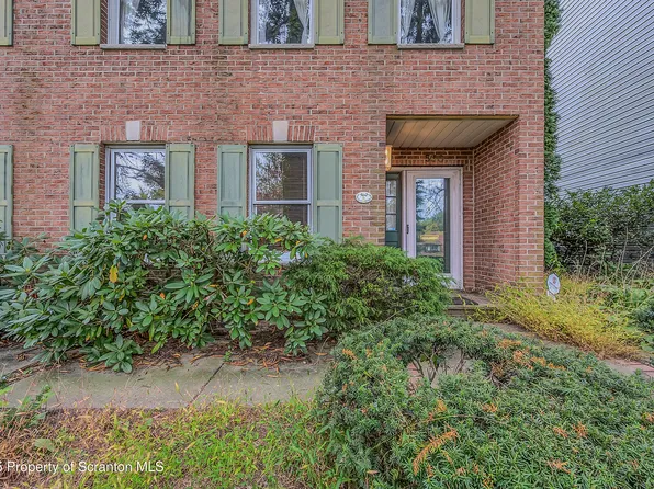 560 N Webster Ave, Scranton, PA 18510