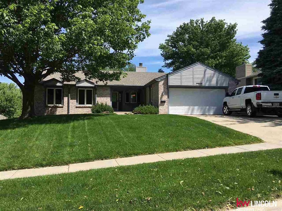 1st image of 7300 Forbes Dr