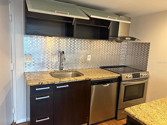 5th image of 701 S MADISON AVENUE #309
