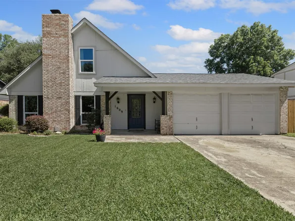 1609 Timbercreek Rd, Benbrook, TX 76126
