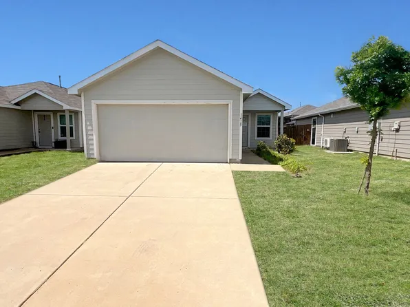 1415 Highbridge Blvd, Crandall, TX 75114