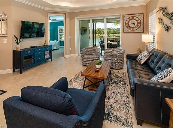 4th image of 2279 Marquesa Cir