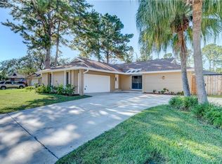 13514 Clubside Dr, Tampa, FL 33624