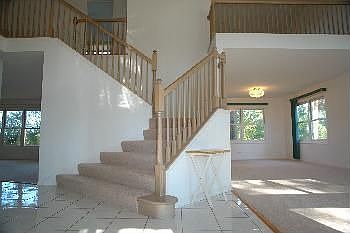 5th image of 7054 Bentley Dr
