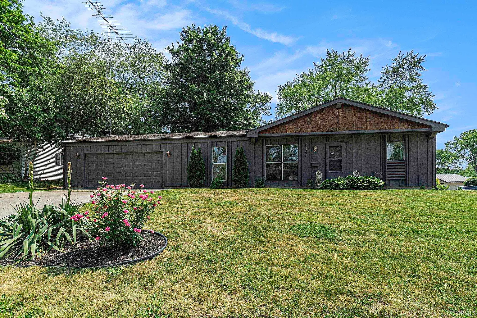 4854 Huntley Ct photo 1