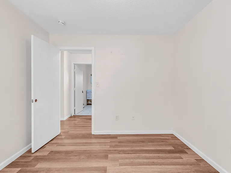403 Garden St #2 — Photo 6