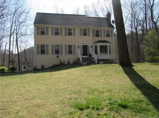 36 Charter Oak Ct, Ridgefield, CT 06877