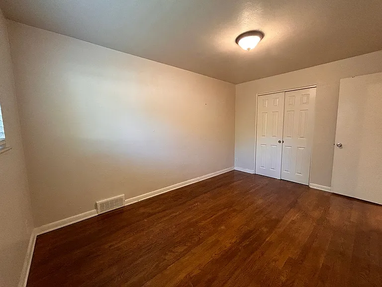 3141 W 21st Ave — Photo 20