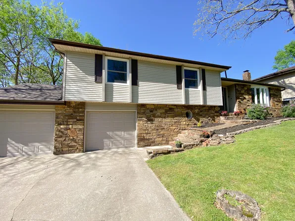 4405 W Sandy Street, Battlefield, MO 65619