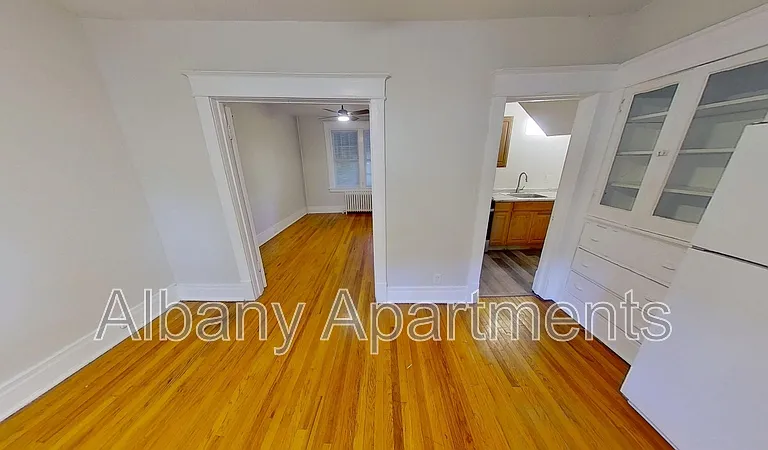 568 Park Ave #1 — Photo 2