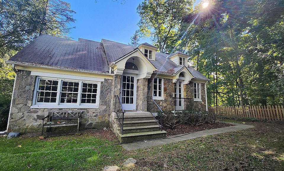 1930s Stone Cottage 