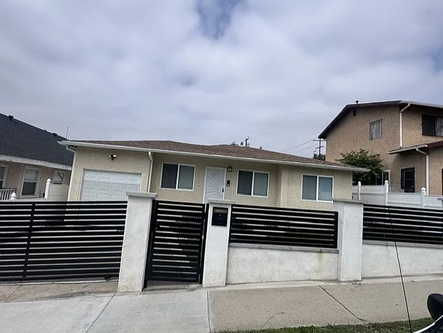 621 N Bonnie Beach Pl #1 — Photo 8