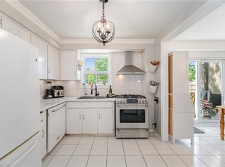 2698 Lundene Rd, Mississauga, ON L5J3Z1