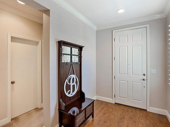 4th image of 3080 Mojave Dr