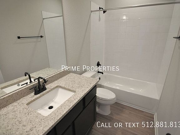5th image of 2404 Ekvall Dr