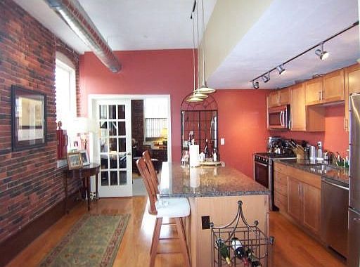 1st image of 25 Cedar St Unit 18