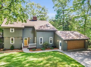 17 Berkshire Rd, Peabody, MA 01960