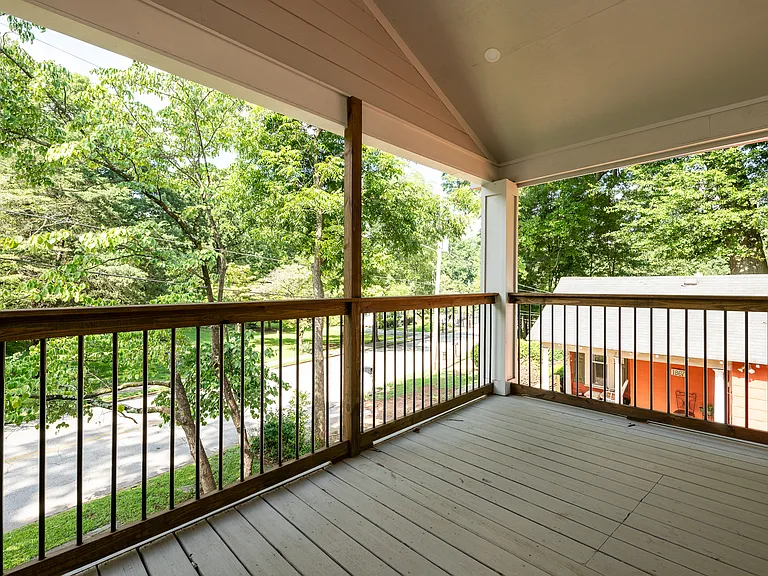 Spacious 2BR/2BA Apartment for Rent 1861 Lyle Ave, Atlanta