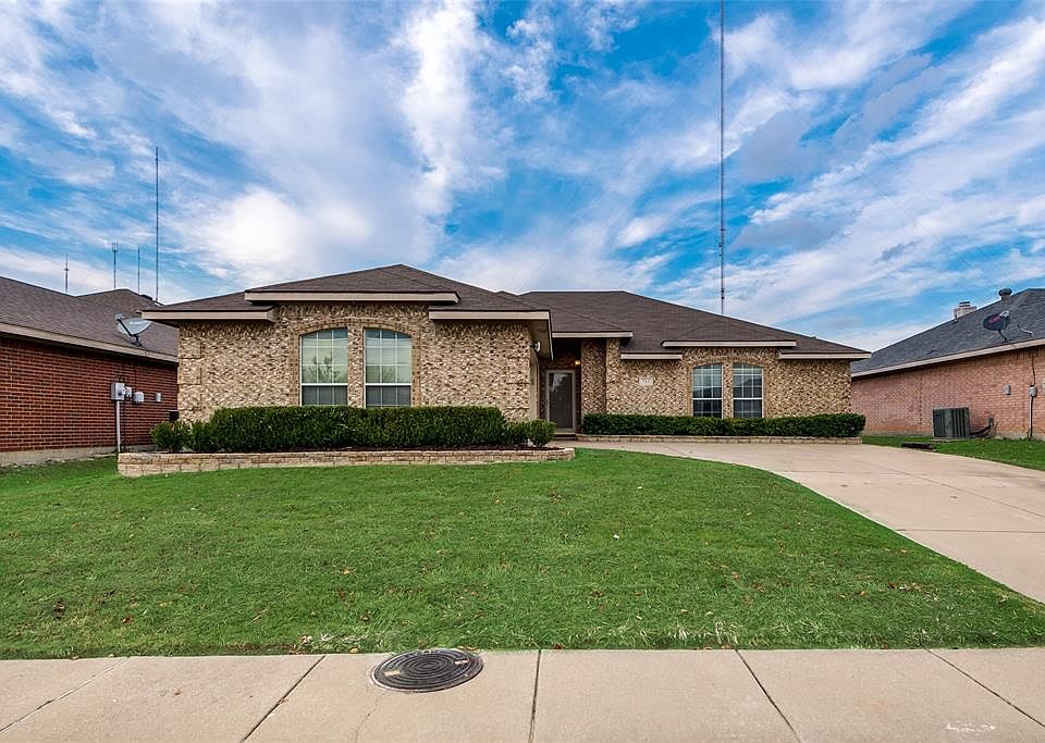 1st image of 713 Tranquility Ln