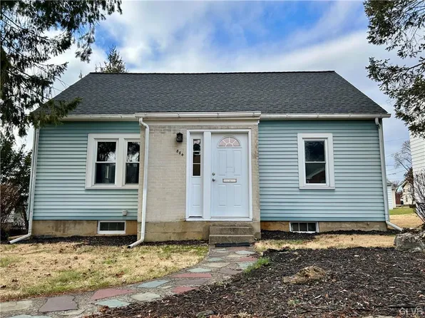 884 New Jersey Ave, Hellertown, PA 18055