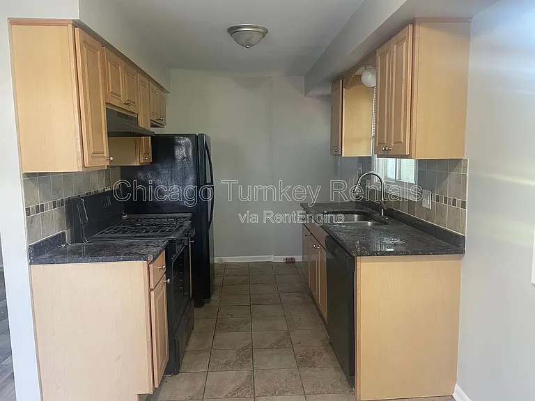 3212 Charlemagne Ave — Photo 5