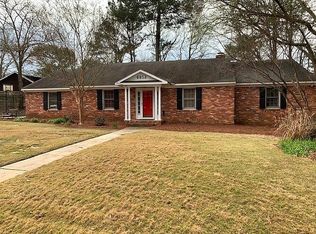 6853 Springlake Dr, Columbus, GA 31909