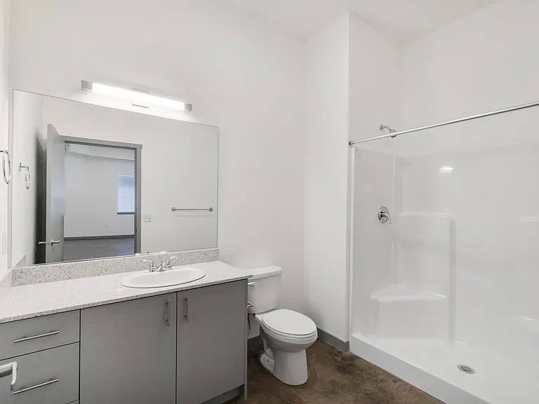 Serenity Apartments — Photo 127