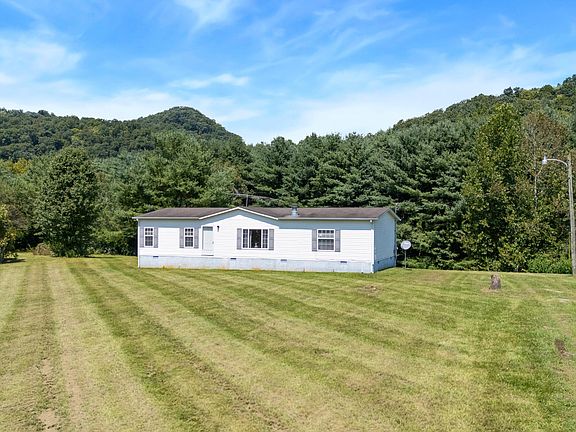 2nd image of 316 Lee Valley Rd