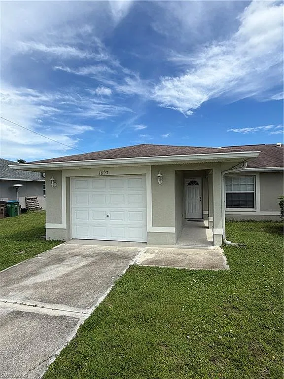 Cape Coral — Photo 1