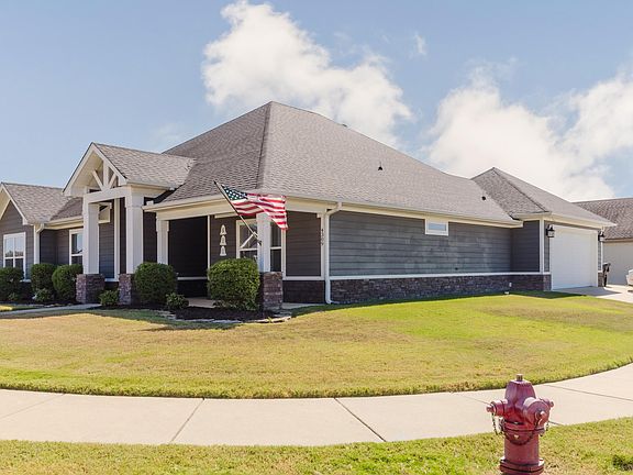 2nd image of 4309 Sloan Dr