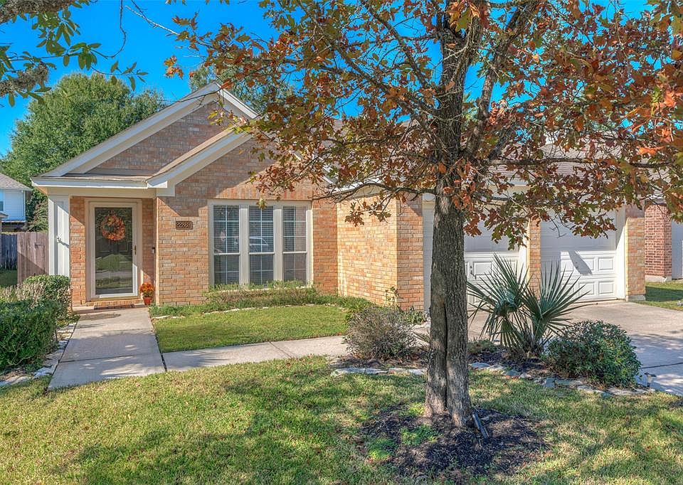 1st image of 22869 Lantern Hills Dr