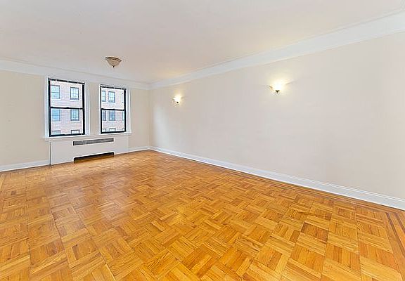 3rd image of 120 E 89th St APT 5H