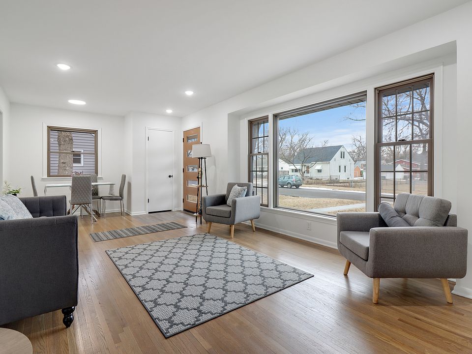 2nd image of 8618 Park Ave S
