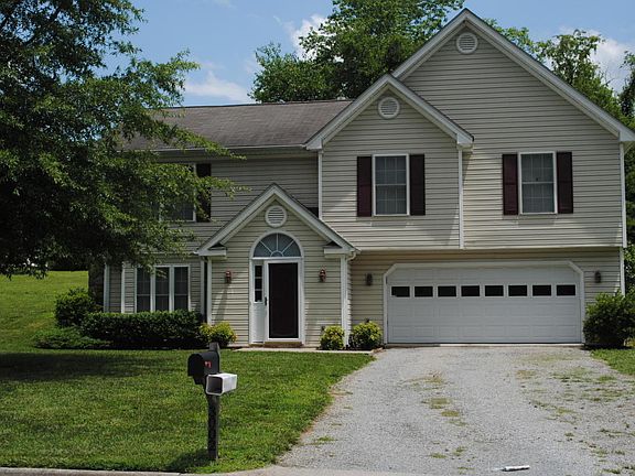 3rd image of 3002 Bonsall Ln