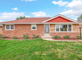 7824 W 74th St, Bridgeview, IL 60455