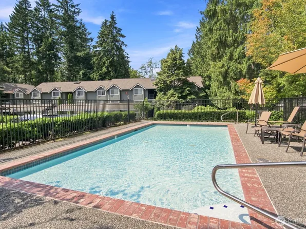 15433 Country Club Drive #E103, Mill Creek, WA 98012