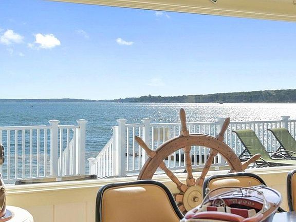 5th image of 500 Beach Ct