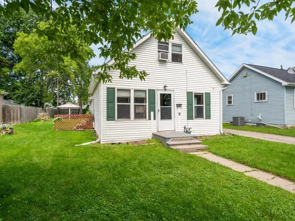 1016 Wirtz Ave, Green Bay, WI 54304