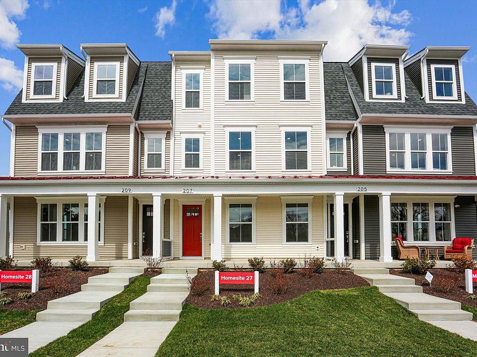 1st image of 102 Allen Ln