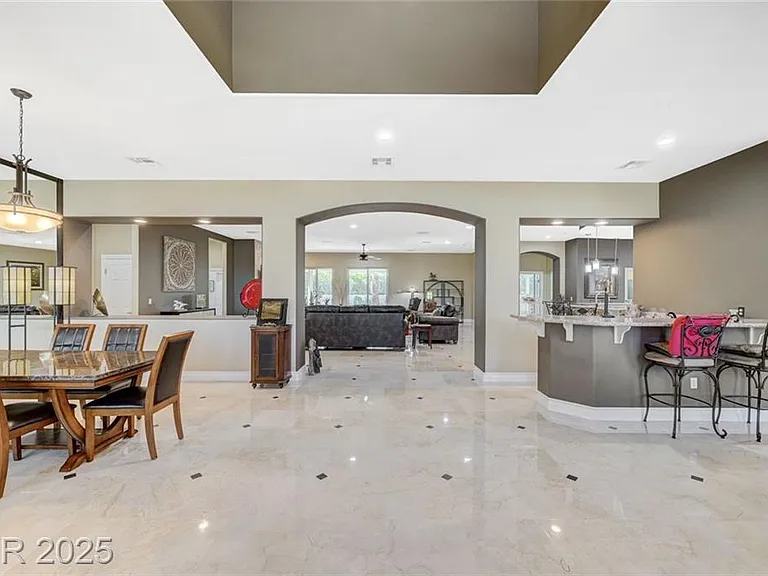 2101 Grand Island Ct — Photo 45