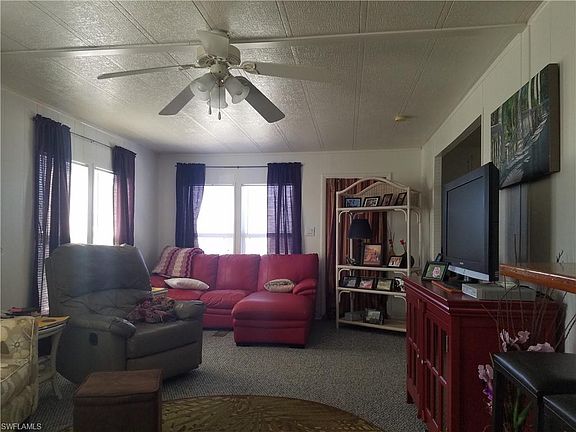 4th image of 3325 Rainbow Ln