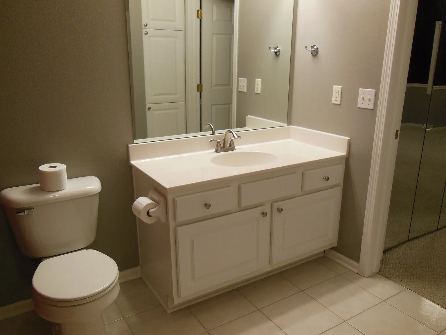 2 bed, 968 sqft, $1,100 — Photo 4