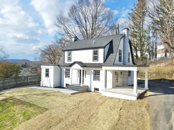 2917 Bland Rd, Bluefield, WV 24701
