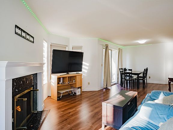 2nd image of 10721 139th St #204