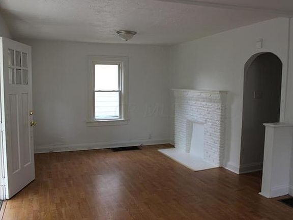 5th image of 2477 Hiawatha St